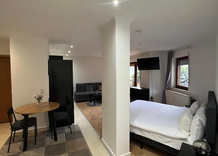 Tmj Apartment 3